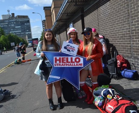 Were you pap'd by the Capital Street Stars?