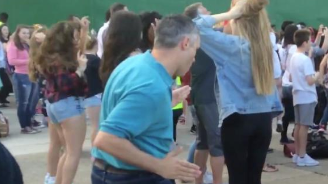 Man Dad Dancing At The Vamps Concert