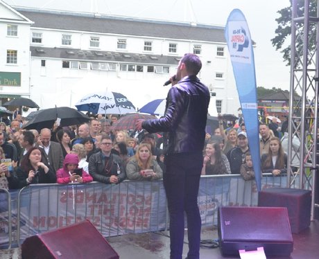 Were you pap'd by the Capital Street Stars?