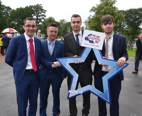 Were you pap'd by the Capital Street Stars?