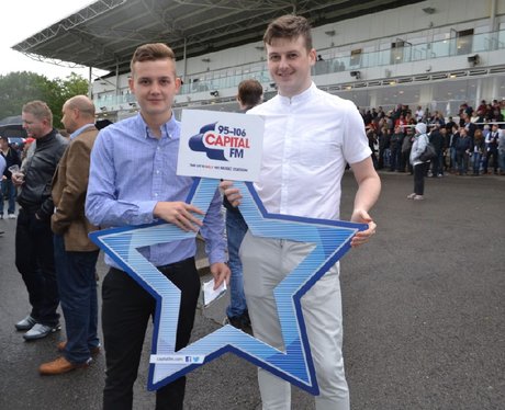 Were you pap'd by the Capital Street Stars?