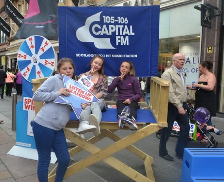 Were you pap'd by the Capital Street Stars?