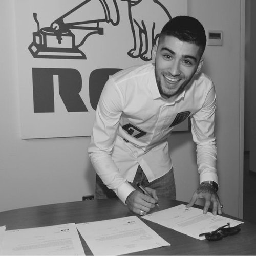 Zayn Malik Officially Announces Solo Career