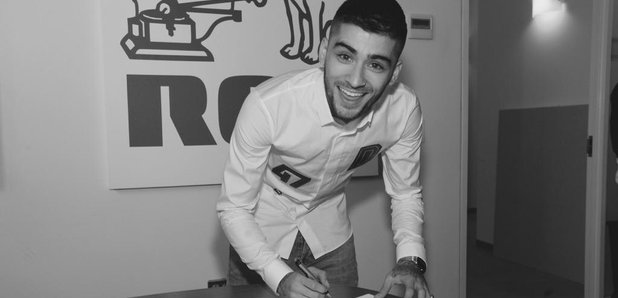 Zayn Malik signs to RCA Records