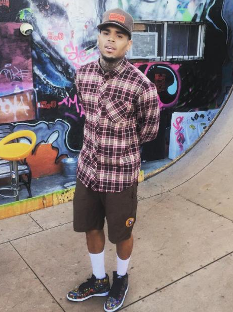 Chris Brown selfie