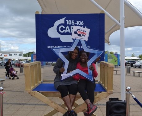 Were you pap'd by the Capital Street Stars?