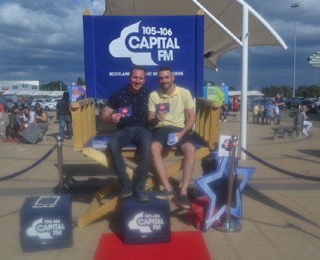 Were you pap'd by the Capital Street Stars?
