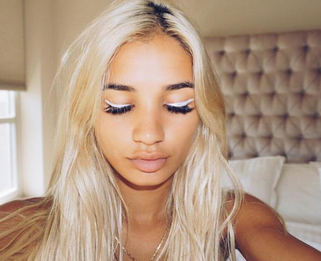 Pia Mia wearing White Eyeliner