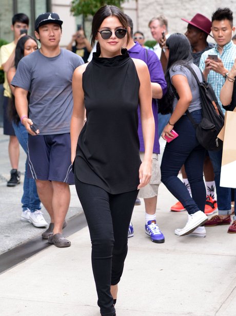 Selena Gomez All Black Outfit