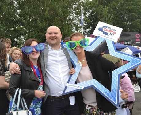 Were you pap'd by the Capital Street Stars?