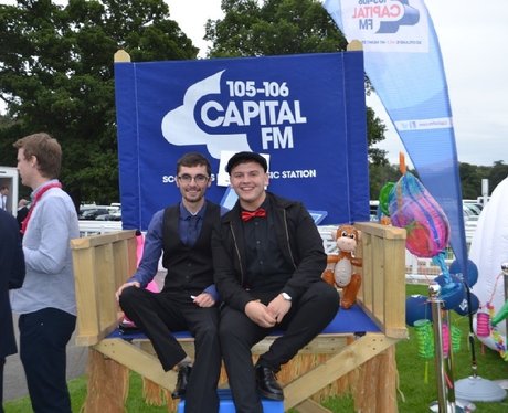 Were you pap'd by the Capital Street Stars?