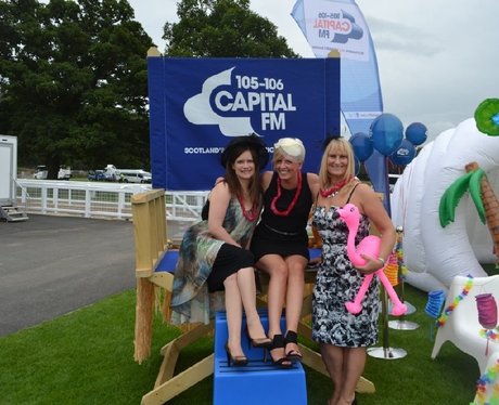 Were you pap'd by the Capital Street Stars?