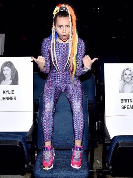 Miley Cyrus VMA's 2015