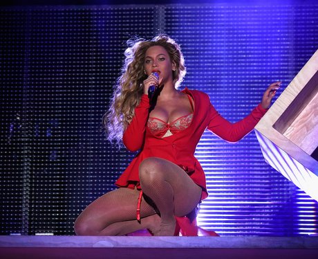 Beyonce performs onstage during the 2015 Budweiser
