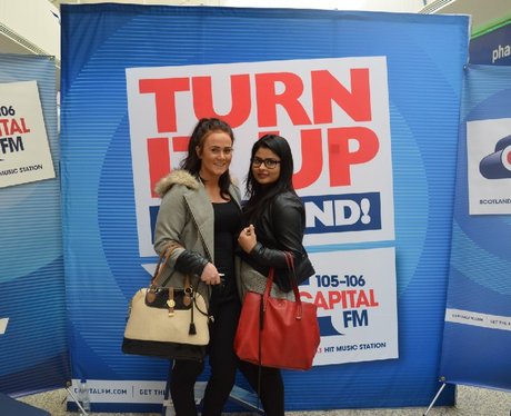 Were you pap'd by the Capital Street Stars?