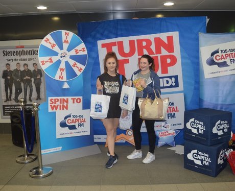 Were you pap'd by the Capital Street Stars?