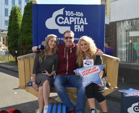 Were you pap'd by the Capital Street Stars?