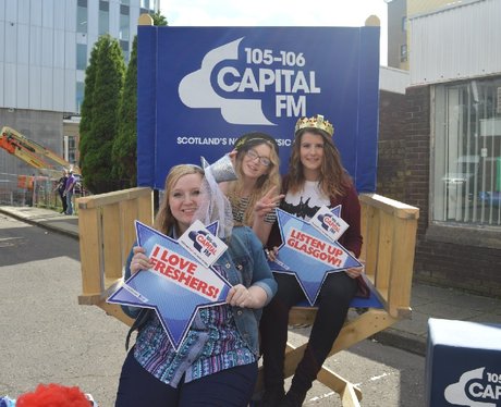 Were you pap'd by the Capital Street Stars?
