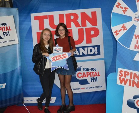 Were you pap'd by the Capital Street Stars?