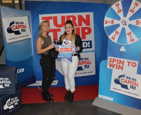 Were you pap'd by the Capital Street Stars?