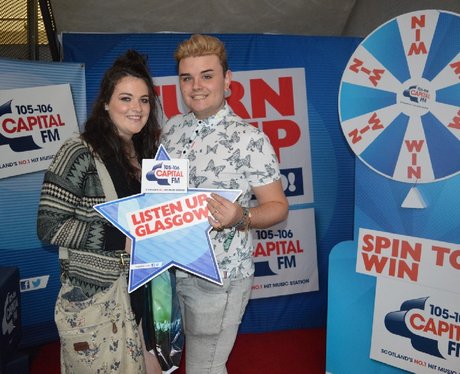 Were you pap'd by the Capital Street Stars?