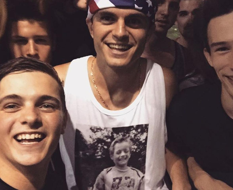Martin Garrix and a fan