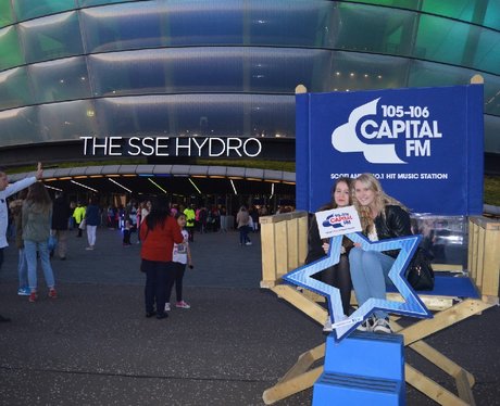 Were you pap'd by the Capital Street Stars?