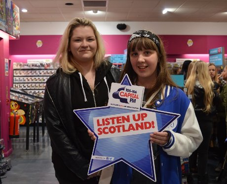 Were you pap'd by the Capital Street Stars?