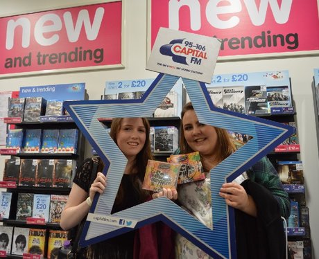Were you pap'd by the Capital Street Stars?