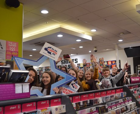 Were you pap'd by the Capital Street Stars?