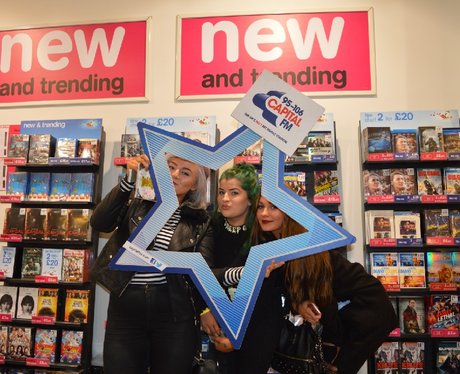 Were you pap'd by the Capital Street Stars?