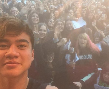 5SOS Calum Hood Fans Instagram