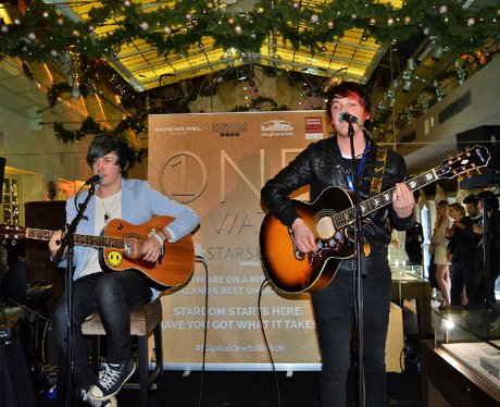 Were you pap'd by the Capital Street Stars?