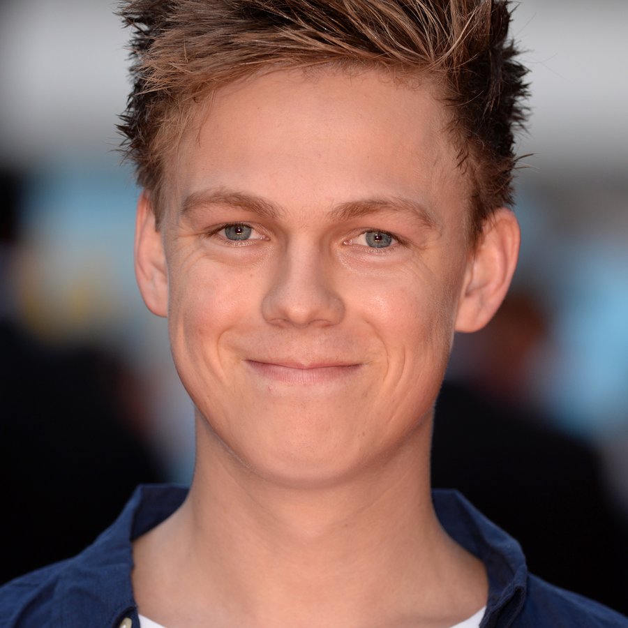 Caspar Lee