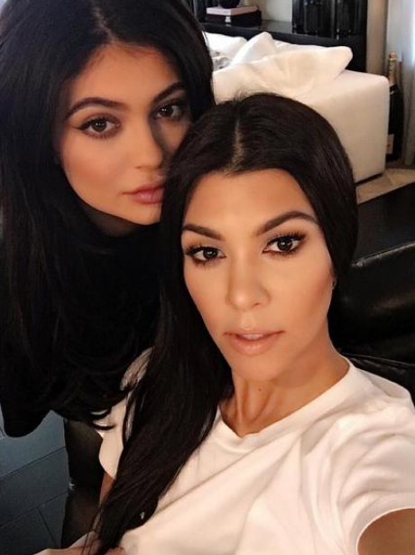 Sister selfie! Kourtney Kardashian and Kylie Jenner look ...