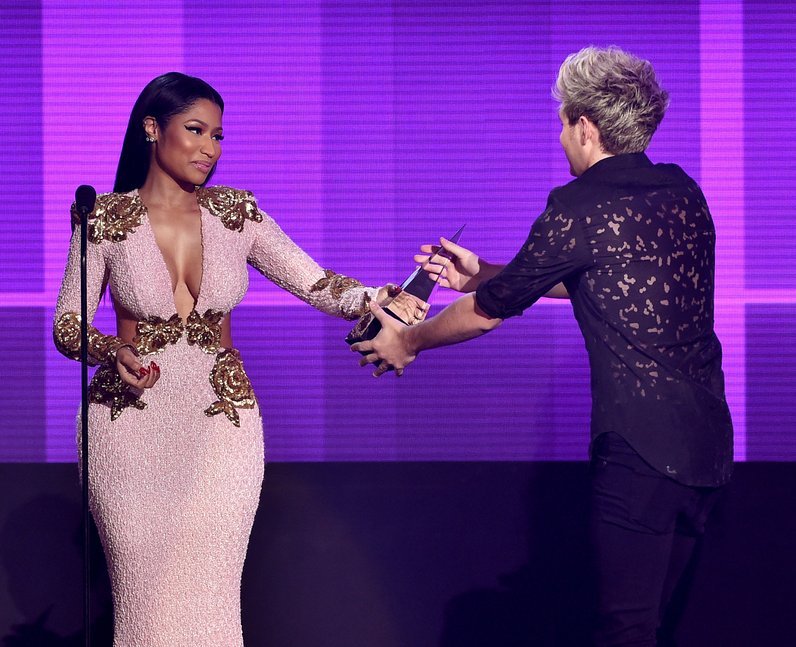 Nicki Minaj and Niall Horan American Music Awards