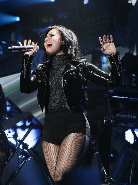 Demi Lovato iHeart Radio Jingle Ball Oakland