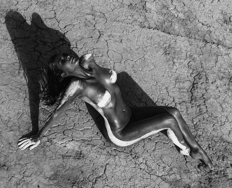 Kim Kardashian naked desert shoot