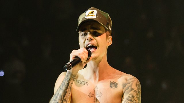 Justin Bieber - 'Where Are U Now?' (Live At Capital's Jingle Bell Ball  2015) - Capital