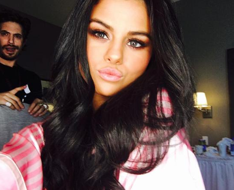 Selena Gomez Selfie Instagram