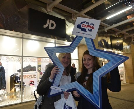 Were you pap'd by the Capital Street Stars?