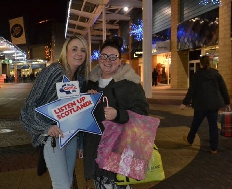 Were you pap'd by the Capital Street Stars?