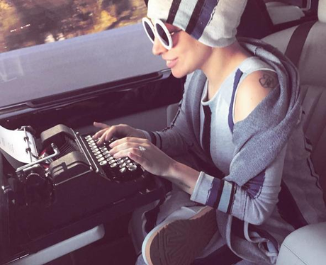 lady-gaga-typewriter-instagram-145250995