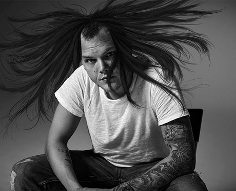 Avicii's alternative hair styles 3