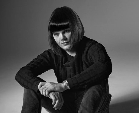 Avicii's alternative hair styles 8