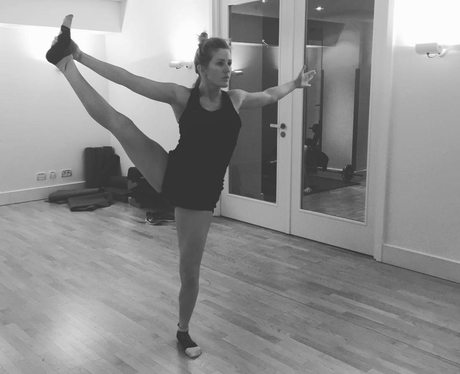 Ellie Goulding Workout Instagram