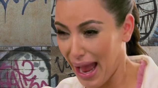 Kim Kardashian Crying At Grafitti