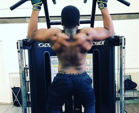 Star Wars star, John Boyega, working out