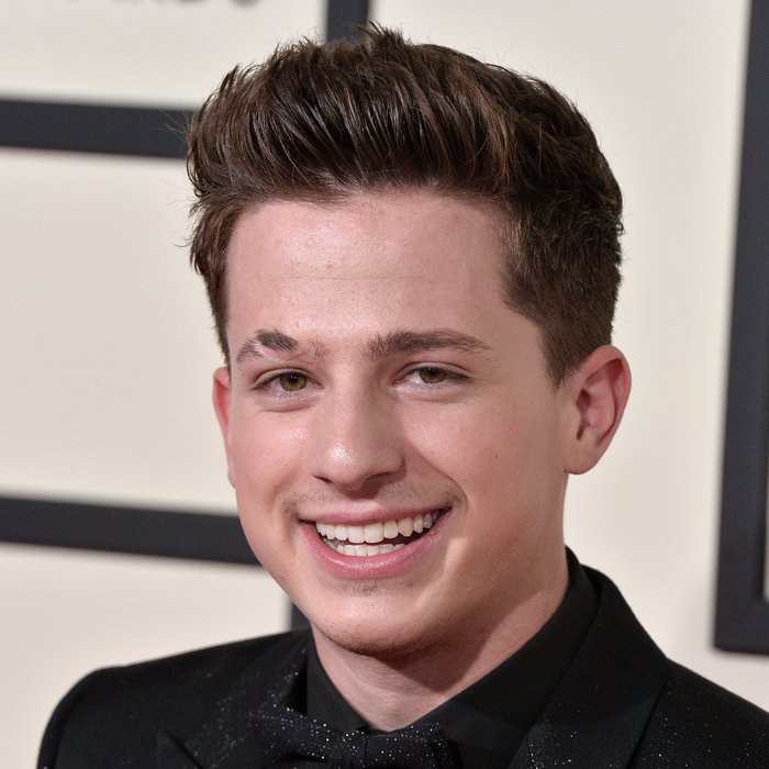 Charlie puth hero. Чарли пут. Charlie Puth 2021. Чарли пут 2016. Charlie Puth 2023.