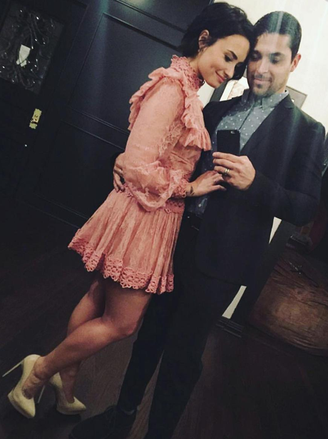 Demi Lovato gives us #RelationshipGoals in sweet Valentine's Day selfie with her boyfriend.